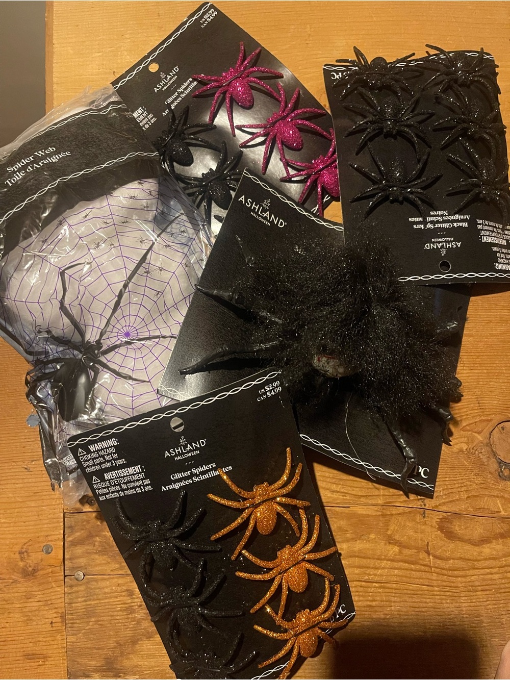 Ashland Glitter Halloween Spiders in Black, Purple, Pink, Orange, Gold